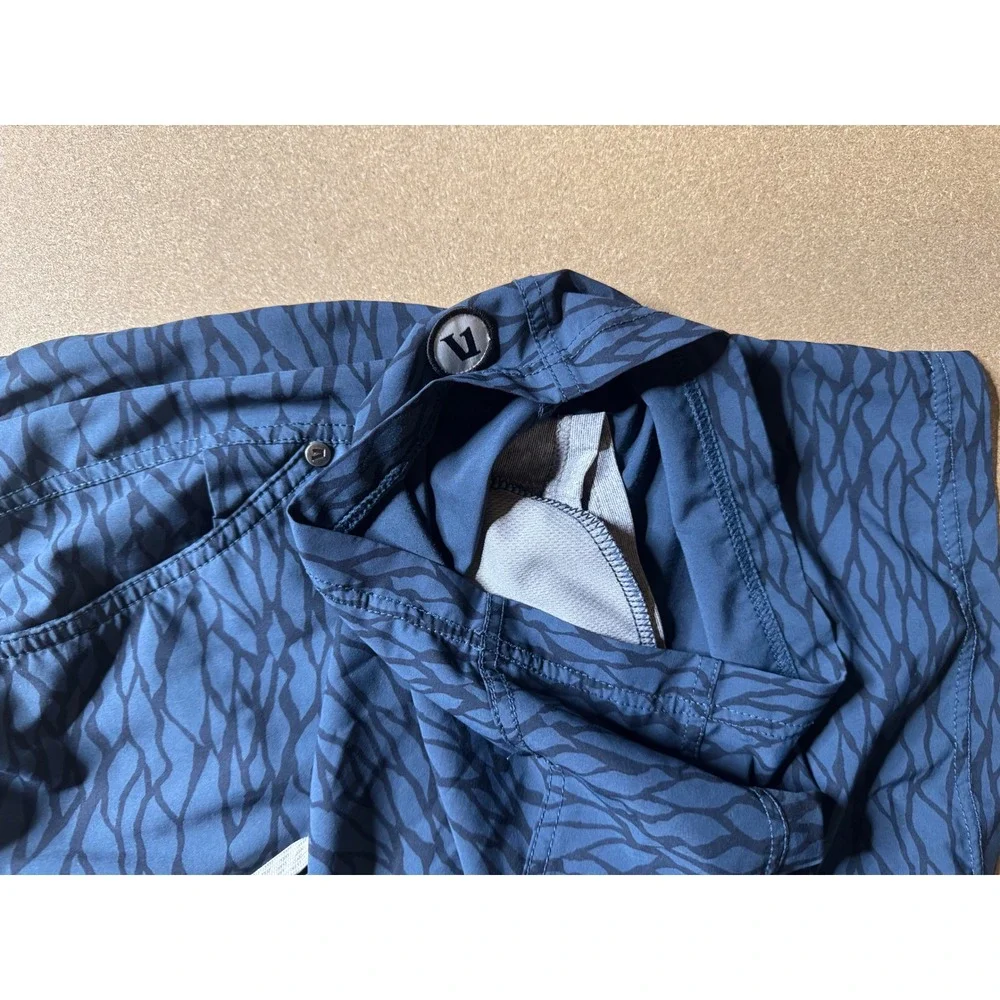 Lululemon Men's Swim Trunks Shorts Blue Black Patterned Drawstring Pockets‎